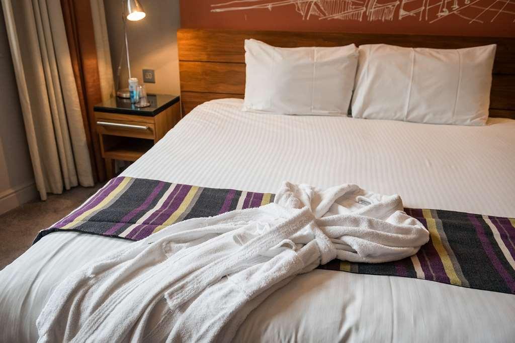 The Townhouse Hotel